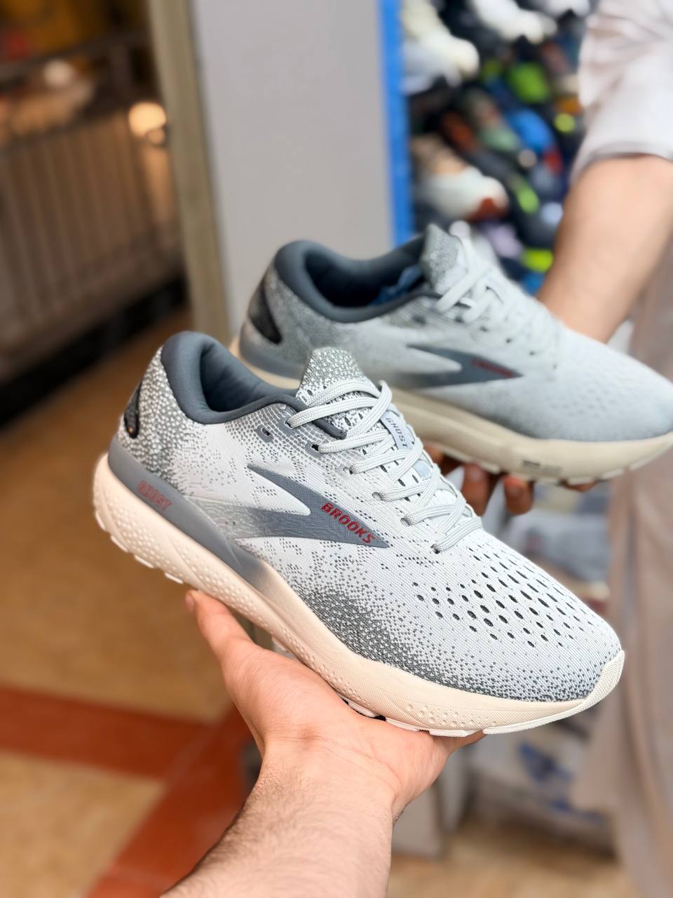 کتونی مسترکوالیتی بروکس گاست ۱۶ سایزبندی ۴۰ تا ۴۵ | Brooks Ghost 16