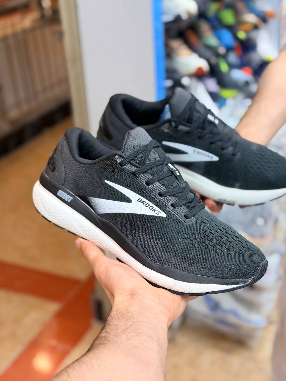 کتونی مسترکوالیتی بروکس گاست ۱۶ سایزبندی ۴۰ تا ۴۵ | Brooks Ghost 16