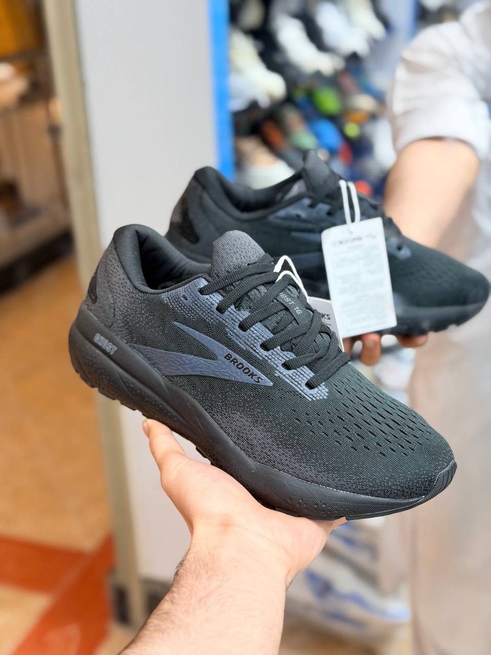 کتونی مسترکوالیتی بروکس گاست ۱۶ سایزبندی ۴۰ تا ۴۵ | Brooks Ghost 16