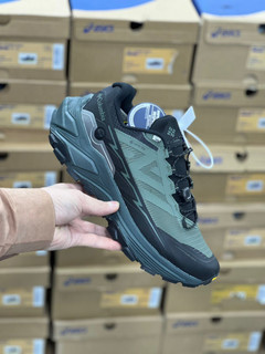 کتونی ضدآب کلمبیا مدل Out Dry ساخت ویتنام سایزبندی40تا45|Columbia Out Dry Goretex