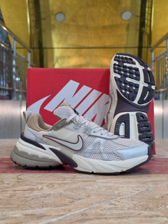 کتونی نایک وی تو کی مسترکوالیتی سایزبندی 38 الی 45 ساخت ویتنام | Nike V2K Run